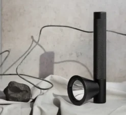 Lampe de poche, Trace, noir, LED, 4400k, 100/240/360lm, Ø6,5cm, L20cm - Northern