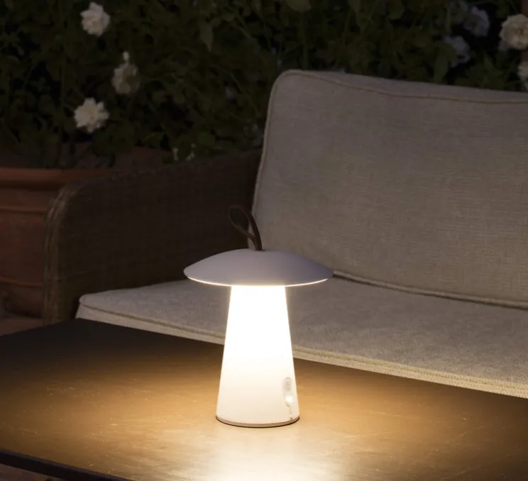 Lampe d'extérieur, baladeuse, TASK, portable, blanc, IP54, LED, 3000K, 263lm, Ø19,7cm, H29,2cm - FARO