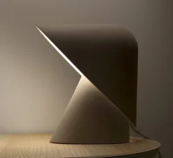 Lampe, K lamp , céramique, gris, LED, L18,5cm, H24cm - Vitamin