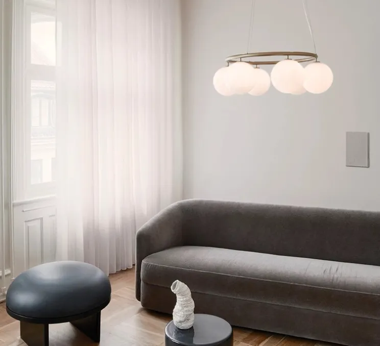 Lustre, Miira 6 Circular, laiton, verre opalin, Ø80cm, H20cm - Nuura