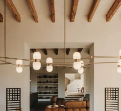 Lustre, Nuvol 10, laiton brossé, verre brillant, L270cm, H20cm - Contain