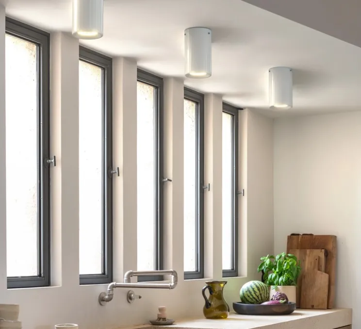 Plafonnier, Tobo porcelaine 180, blanc, IP44, Ø10cm, H18cm - DCW éditions Paris