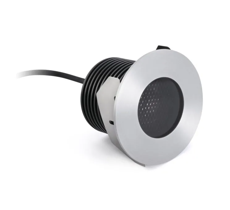 Spot encastrable, Grund, argent, LED, Ø9cm, H12,5cm, IP67, 36°- Faro