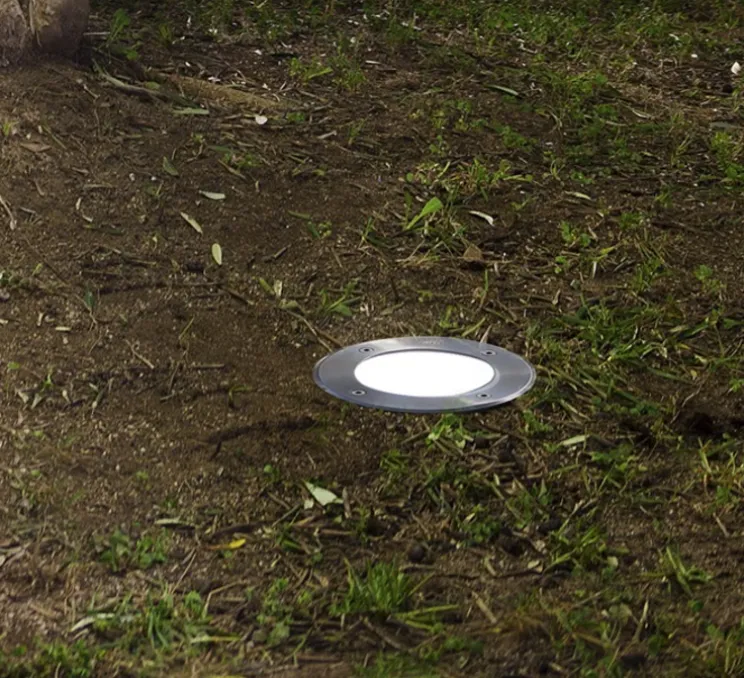 Spot extérieur de sol encastrable, Salt, asymétrique, LED, 3000K, Ø18cm, IP67, 45° - FARO