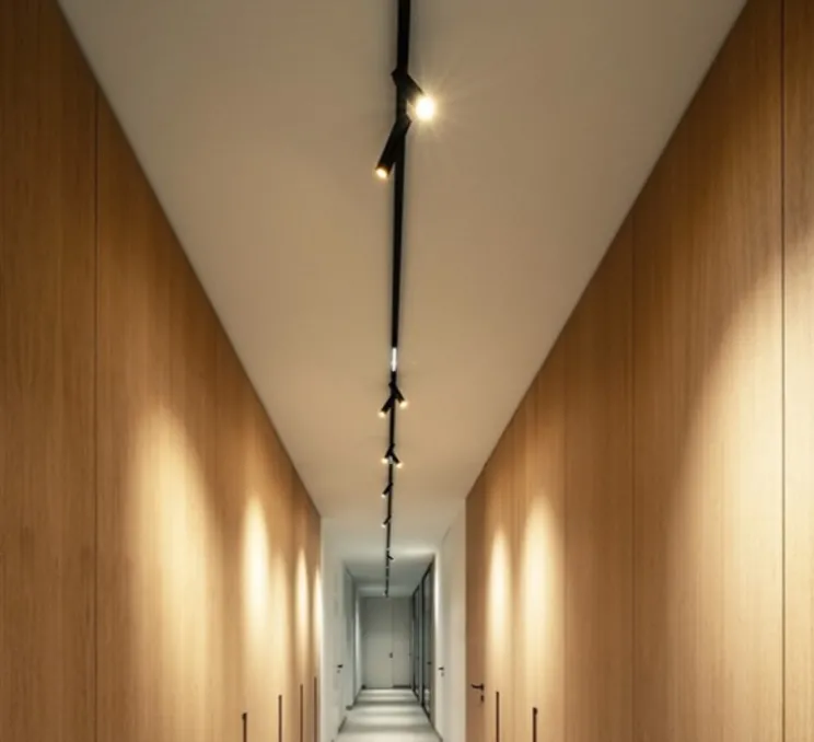 Spot pour rail, Mick on Strex 2.0, noir et or, LED, dim, 2700K, 890 lm, L17,1cm, H13cm - Wever&Ducré