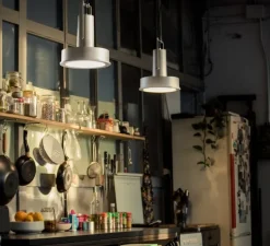 Suspension, Arne Domus, blanc, IP54, LED, dim, 2700K, 1972 lm, Ø31cm, H37,3cm - Santa & Cole