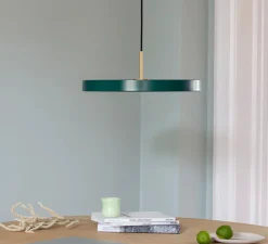 Suspension, Asteria Medium plus, vert forêt et laiton, LED, 2400-2700-3000K, 1600lm, Ø43cm, H14cm - Umage