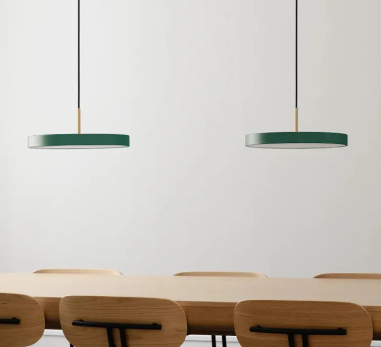 Suspension, Asteria Medium plus, vert forêt et laiton, LED, 2400-2700-3000K, 1600lm, Ø43cm, H14cm - Umage