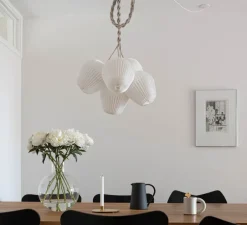 Suspension, Bouquet 5 Medium, papier blanc, Ø55cm, H40cm - Le Klint