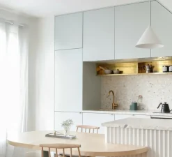 Suspension, Calyx, laiton, Ø5.3cm, H10cm - ATELIER ARETI