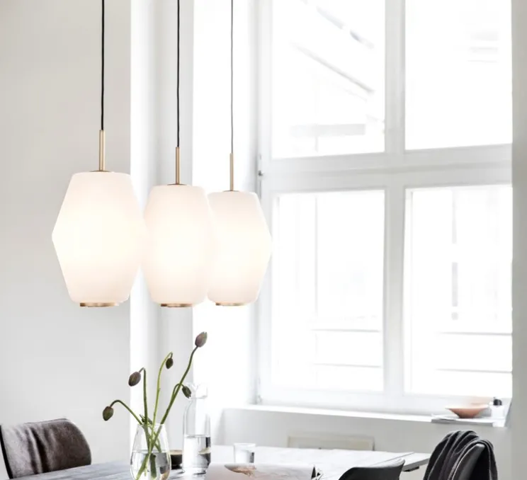 Suspension, Dahl Large, blanc, laiton mat, Ø25cm, H33cm - Northern