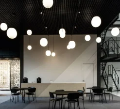 Suspension, Dro 2.0, globe blanc, structure noire, Ø19,5cm, H20,5cm - Wever&Ducré