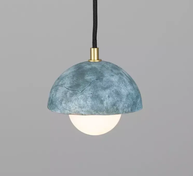 Suspension, Ferox, bleu terre, laiton satiné, Ø14cm, H15cm - Mullan Lighting