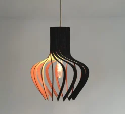 Suspension, Kåputafunat, bois de bouleau noir, Ø30cm, H39cm - Piatoni