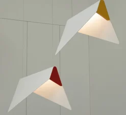 Suspension, Mobula Petite, blanc, feutrine jaune/orange, LED, 3000K, lm, L17cm, H22cm - DesignHeure