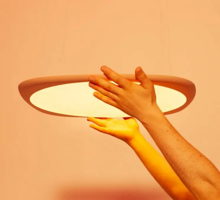 Suspension monte et baisse, Flying , rose, LED, dim, 3500K, 4800 lm, Ø58cm, H1,4cm - Grau
