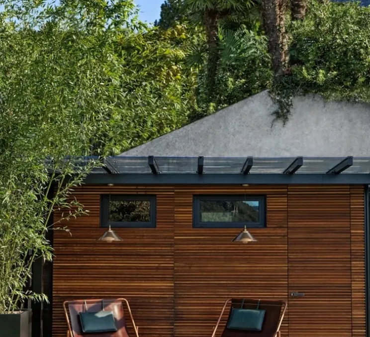 Suspension, Nerissa, Laiton antique, verre transparent, IP65, Ø37,5cm, H22cm - Mullan Lighting