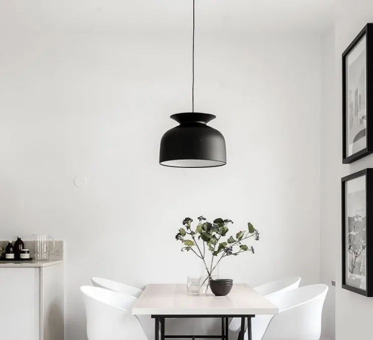 Suspension, Ronde 40, noir charbon, Ø40cm, H28cm - Gubi