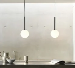Suspension, Tacoma, noir mat, abat-jour Tacoma Glass opalin, IP44, Ø13,5cm, H185cm - Astro