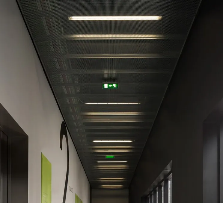 Tube lumineux, Tubo 70, on/off, givré, IP67, LED, 7,8W, 4000K, 1090lm, L63,2cm, H7cm - O/M Light